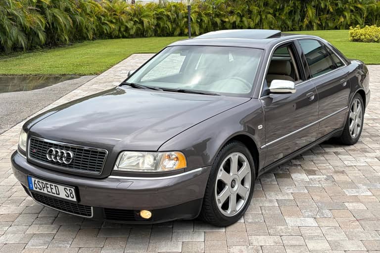 2001 Audi S8 6-Speed Manual Swap on cars&bids