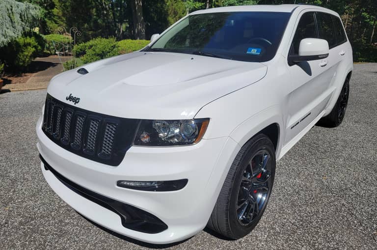 2013 Jeep Grand Cherokee SRT8 Alpine Edition on cars&bids
