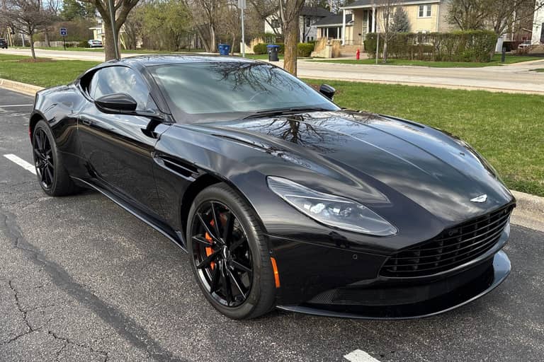 2020 Aston Martin DB11 Coupe on cars&bids
