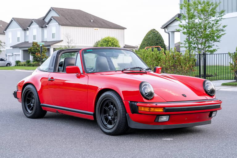 1987 Porsche 911 Carrera Targa