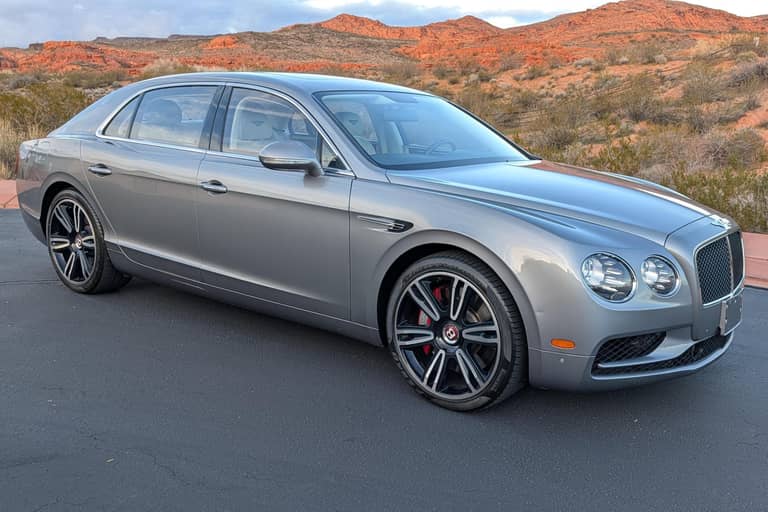 2017 Bentley Flying Spur V8 S on cars&bids