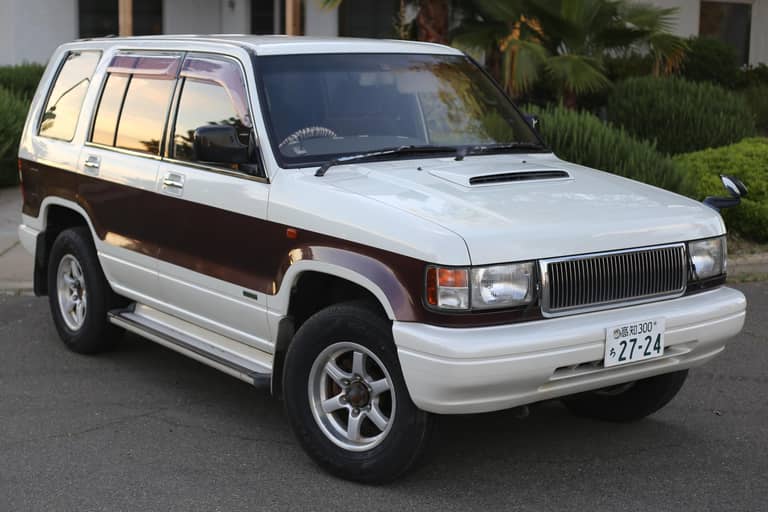 Used Isuzu Bighorn for Sale - Cars & Bids