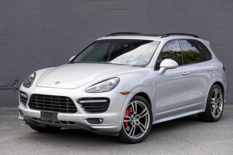 2013 Porsche Cayenne GTS on cars&bids