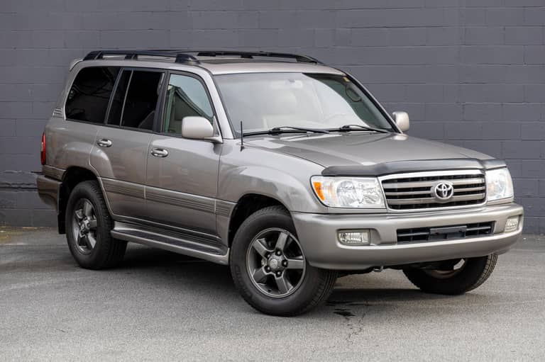 2006 Toyota Land Cruiser on cars&bids