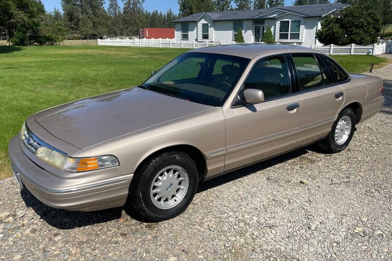 Used Ford Crown Victoria for Sale - Cars & Bids