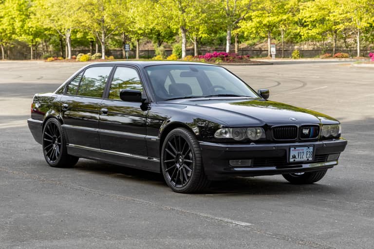 2001 BMW 750iL on cars&bids