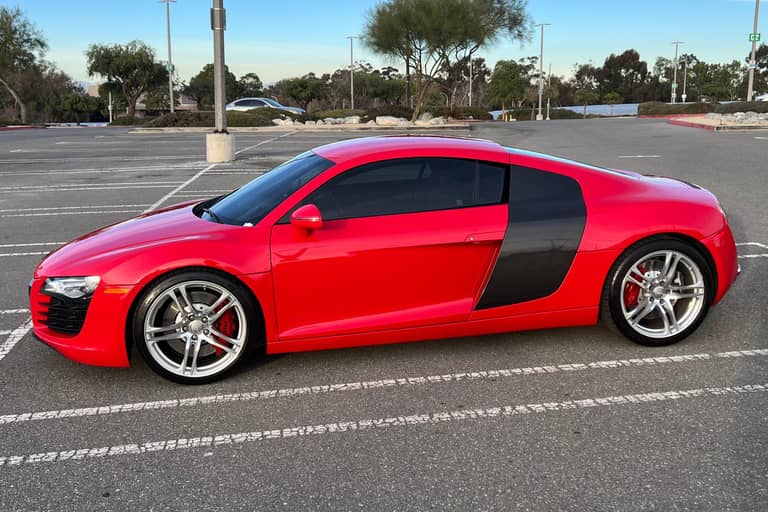 Rapid Classics: Eine Suche. Alle Oldtimer. 20 » Rapid Classics: Eine Suche. Alle Oldtimer. 2009 Audi R8 Coupe
