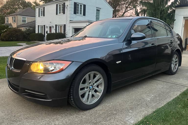 2007 BMW 328xi Sedan on cars&bids