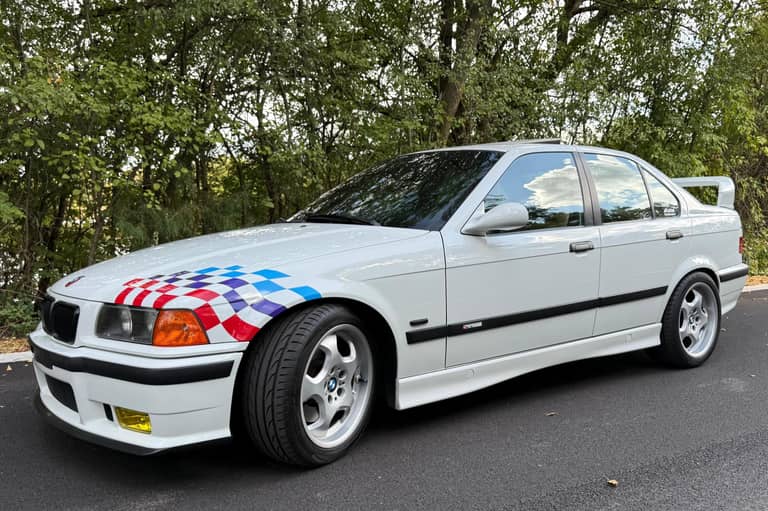 1997 BMW M3 Sedan on cars&bids