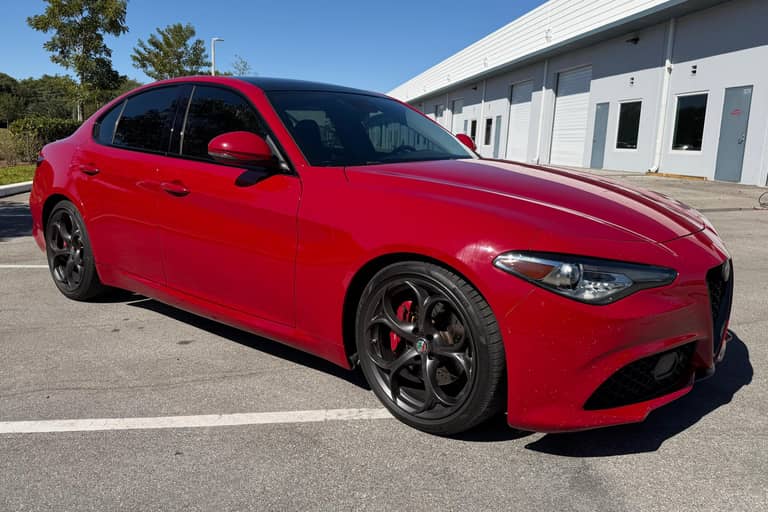 2017 Alfa Romeo Giulia Ti on cars&bids