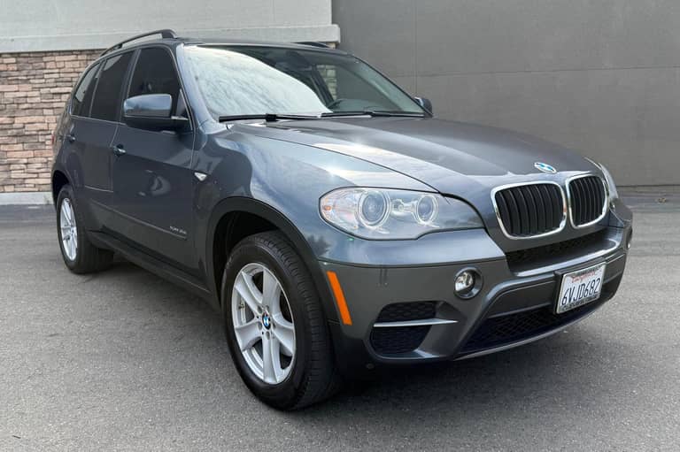 2012 BMW X5 xDrive35i on cars&bids