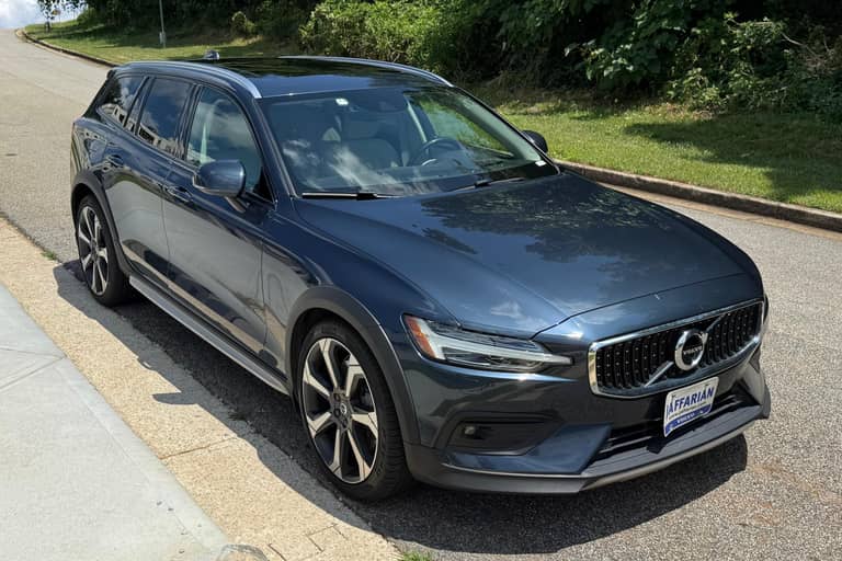 2020 Volvo V60 Cross Country T5 AWD on cars&bids