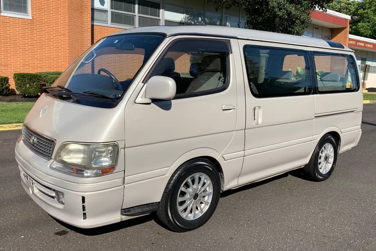 Used Toyota HiAce for Sale - Cars & Bids