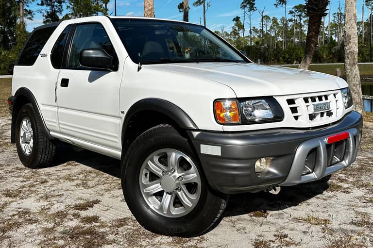 2001 Isuzu Rodeo Sport on cars&bids