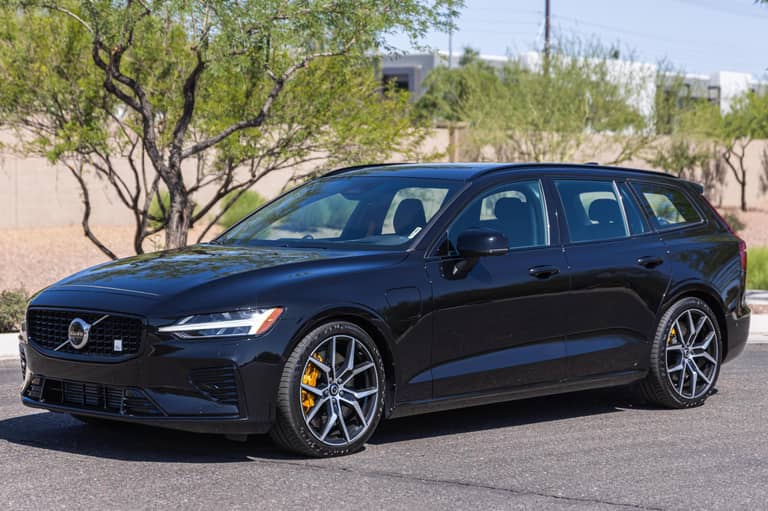 2025 Volvo V60 T8 Polestar Engineered on cars&bids