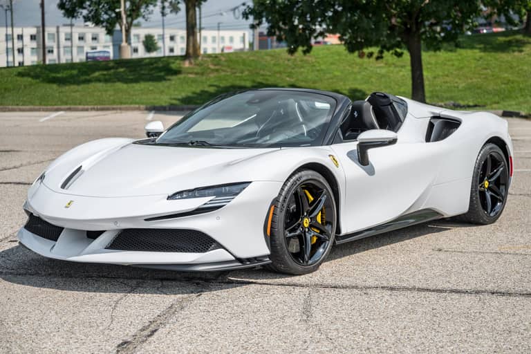 2025 Ferrari SF90 Spider on cars&bids