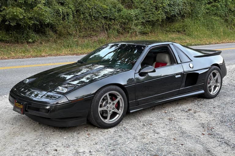 1984 Pontiac Fiero SE on cars&bids