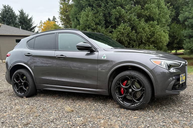 2023 Alfa Romeo Stelvio Quadrifoglio on cars&bids