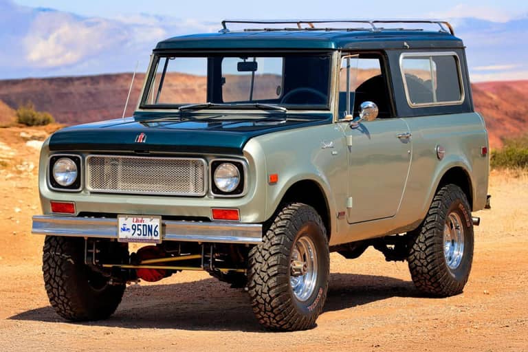 Rapid Classics: Eine Suche. Alle Oldtimer. 19 » Rapid Classics: Eine Suche. Alle Oldtimer. 1970 International Harvester Scout 800A