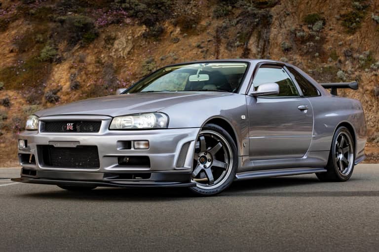 Nissan Skyline GT-R R34 シルバー Amazon.com: Skyline GT-R (R34) V-SPEC II RHD (Right Hand