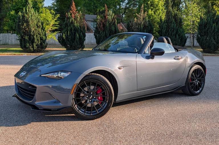 2021 Mazda MX-5 Miata Club on cars&bids