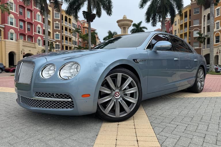 2014 Bentley Flying Spur on cars&bids