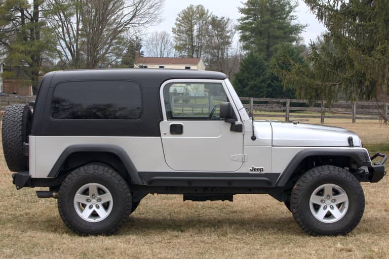Used car jeep wrangler