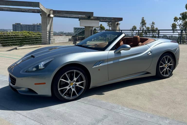 2012 Ferrari California on cars&bids