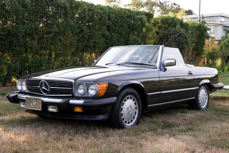 1988 Mercedes-Benz 560SL on cars&bids