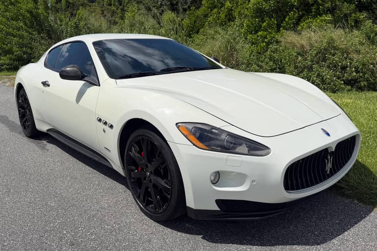2011 Maserati GranTurismo S MC Sport Line on cars&bids