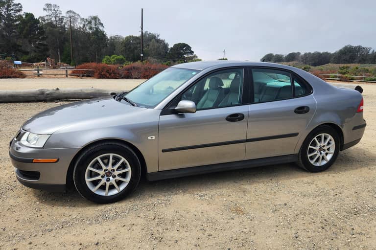 2004 Saab 9-3 Linear Sedan on cars&bids