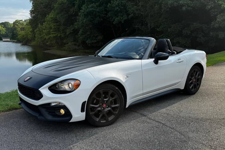2018 Fiat 124 Spider Abarth on cars&bids