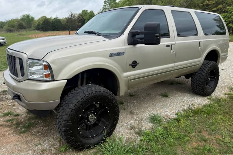 2004 Ford Excursion Limited 4x4 on cars&bids