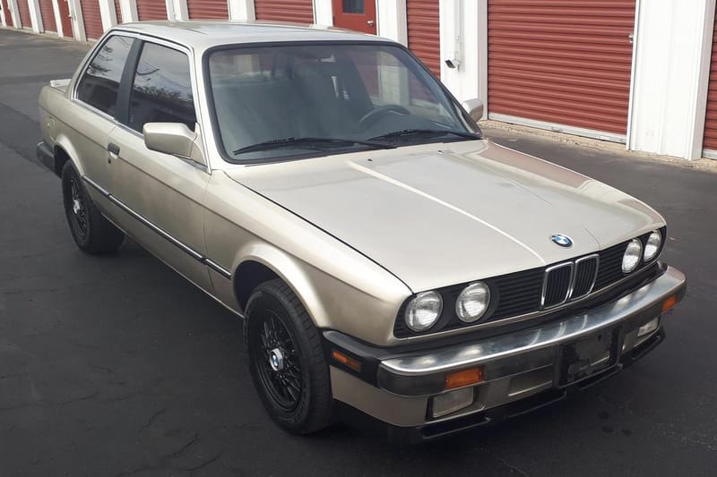 1987 BMW 325is Coupe auction Cars Bids