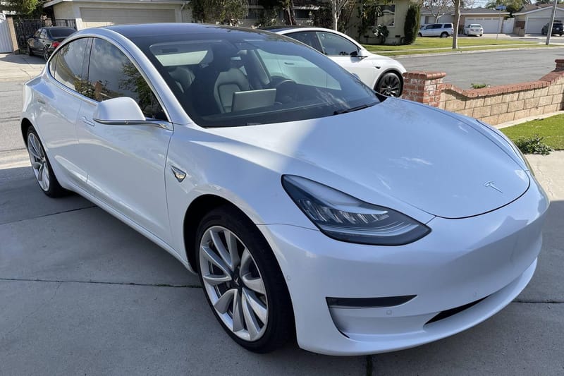 2018 Tesla Model 3 Long Range RWD auction - Cars & Bids