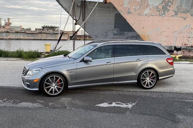 2012 Mercedes-Benz E63 AMG Wagon auction - Cars & Bids