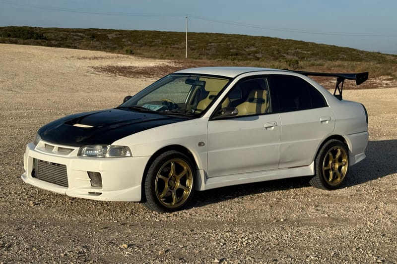 1996 Mitsubishi Lancer Evolution IV GSR auction - Cars & Bids