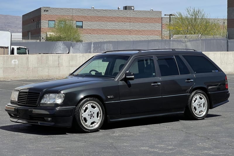 1995 Mercedes-Benz E320 Wagon auction - Cars & Bids