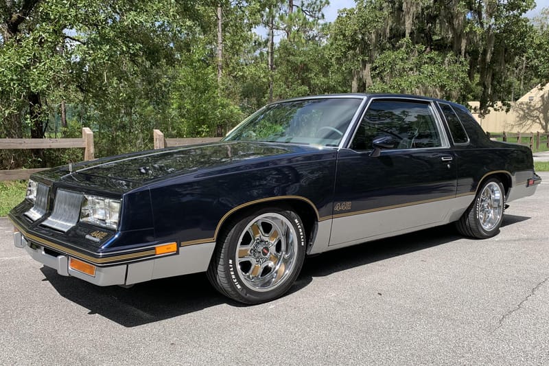 1985 Oldsmobile Cutlass 442 auction - Cars & Bids