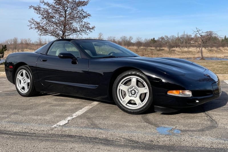 1997 Chevrolet Corvette Coupe auction - Cars & Bids