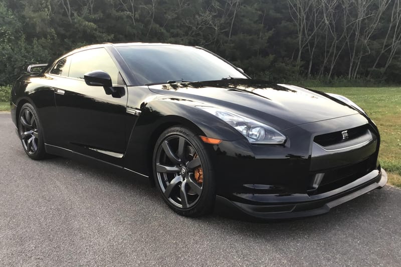 2009 Nissan GT-R auction - Cars & Bids