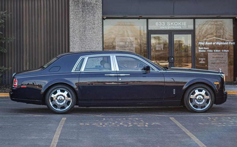 Here's How Much The Rolls Royce Phantom Umbrella Costs