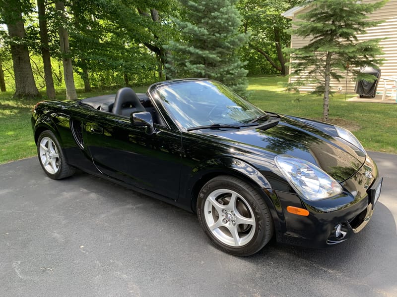 2003 Toyota MR2 Spyder auction - Cars & Bids