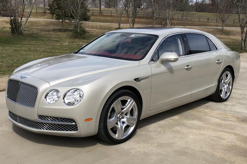 2021 BENTLEY FLYING SPUR W12 - 3,680 MILES for sale by auction in