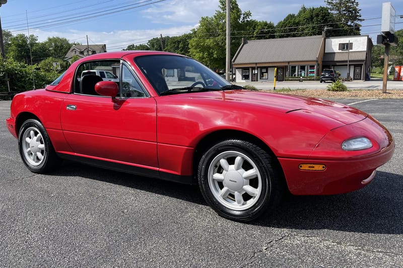 1990 Mazda MX-5 Miata auction - Cars & Bids