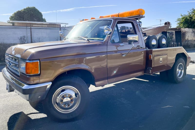 1987 Ford F-350 Tow Truck auction - Cars & Bids