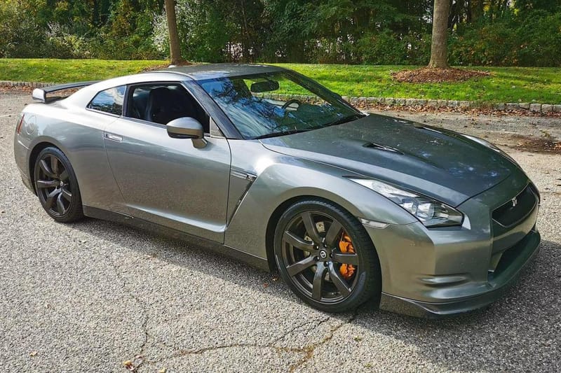 2010 Nissan GT-R Premium auction - Cars & Bids