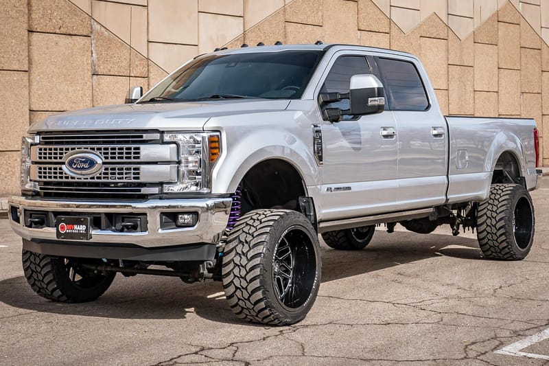 2018 Ford F-250 Super Duty Lariat auction - Cars & Bids