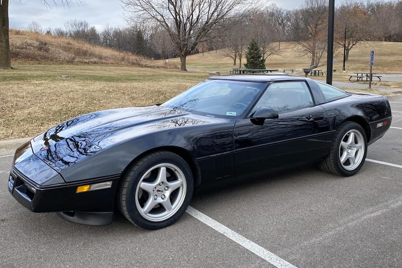 1990 Chevrolet Corvette ZR-1 auction - Cars & Bids