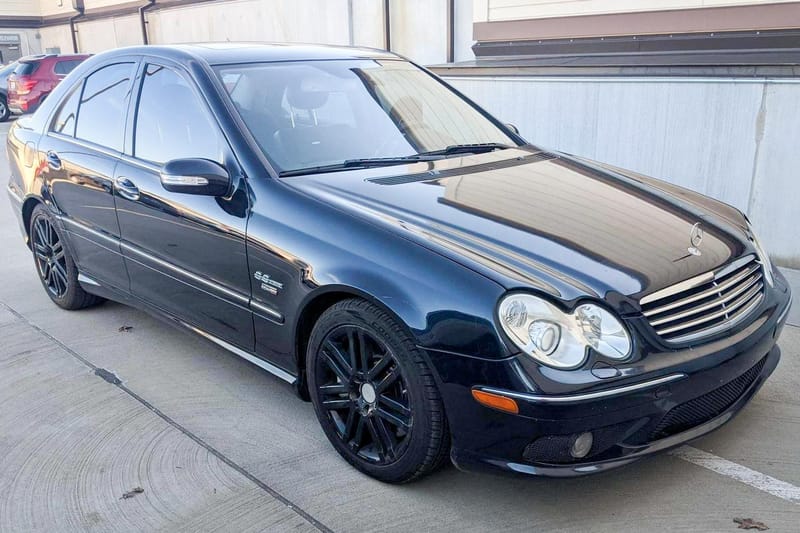 2005 Mercedes-Benz C55 AMG auction - Cars & Bids